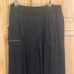 Linen pants. Tall. Great condition.